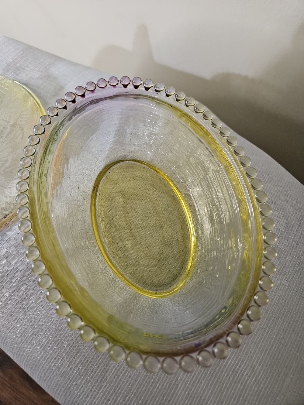 Hen On Nest Glass Dish - Picture 6 of 11